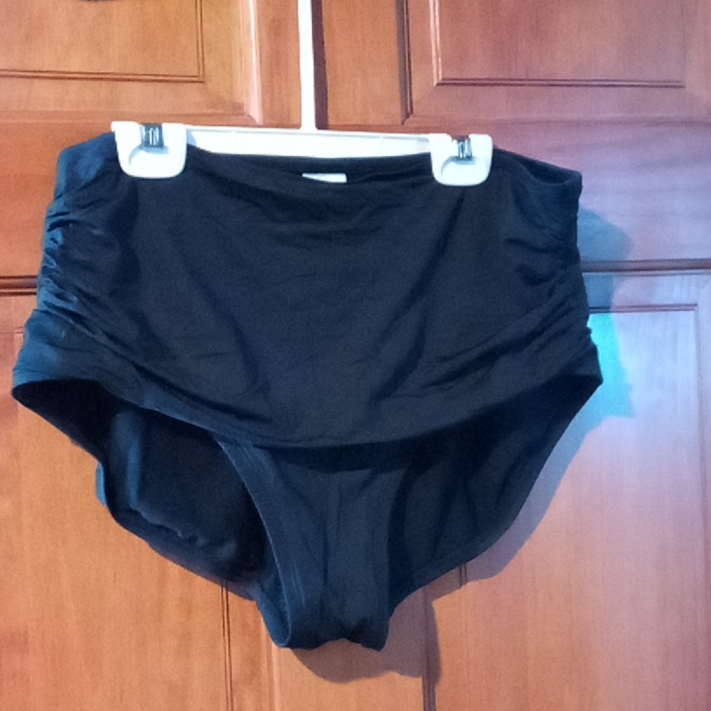 NWOT Merona swim bottom